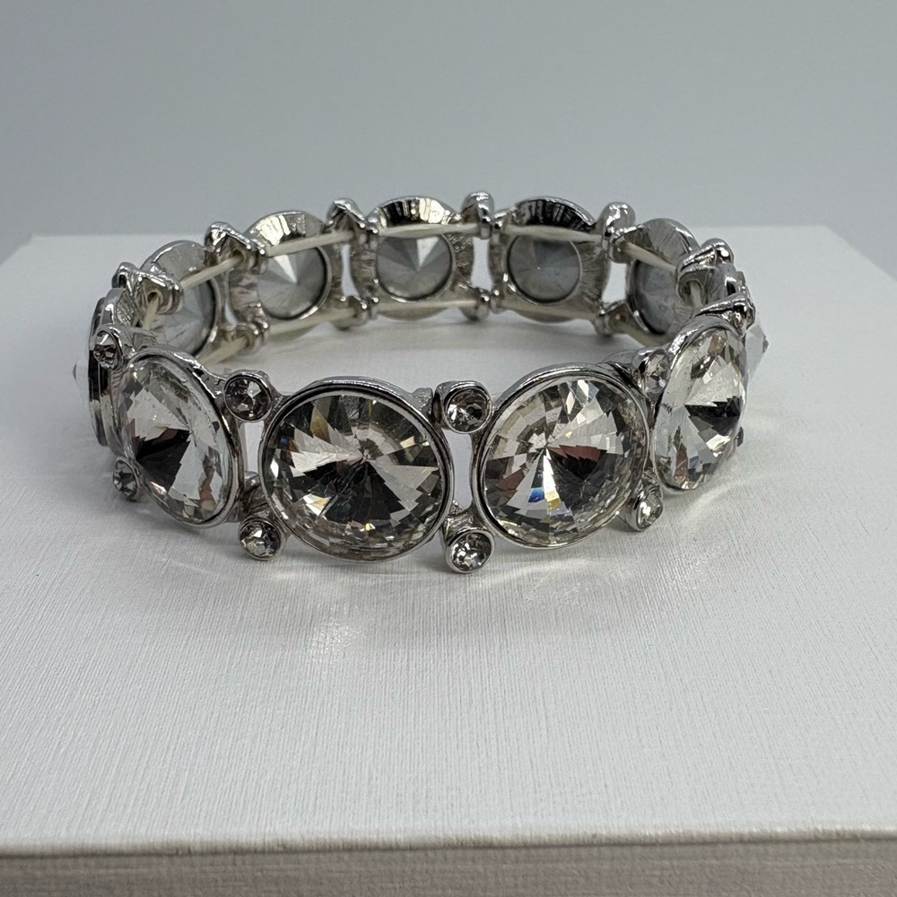 Big Clear Crystal Round Silver Tone Stretch Bracelet